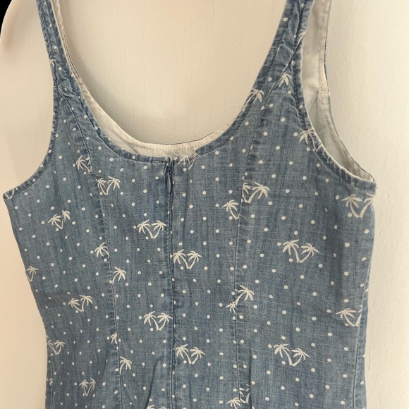 Hollister Size 1 mini jean dress with palm tree pattern - Picture 4 of 8